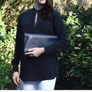 Everlane Long sleeve split neck silk top. Size 00